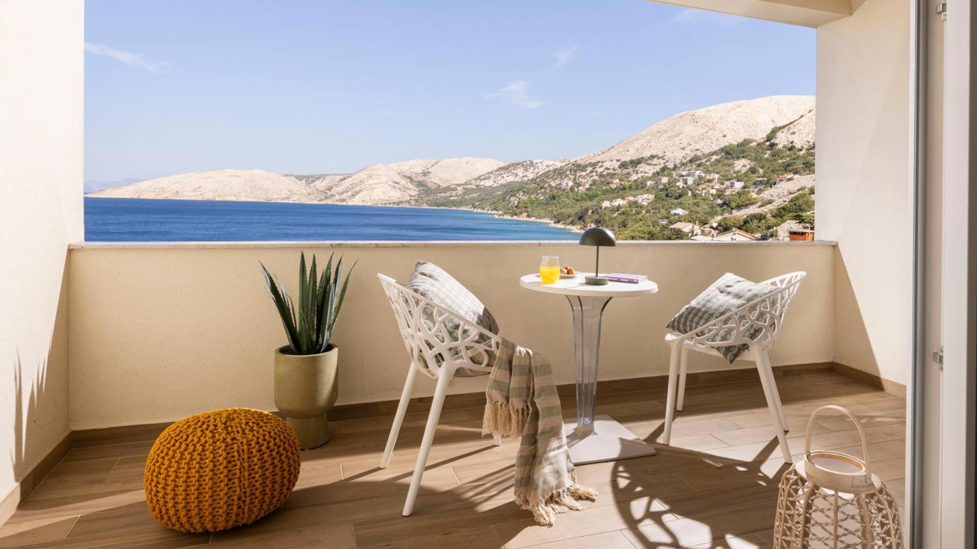Eola Leisure Rooms Stara Baška Exterior foto
